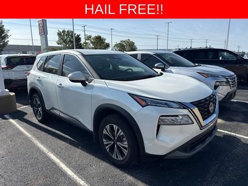 Used 2023 Nissan Rogue SV FWD image 1