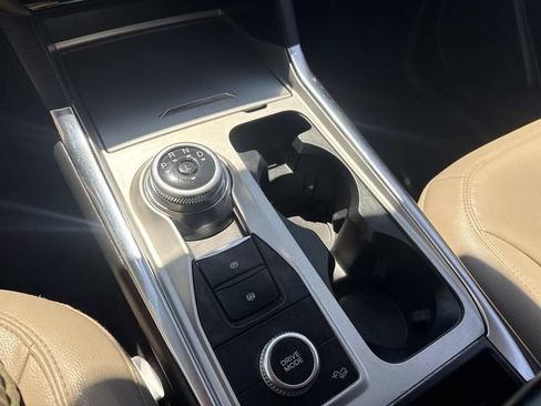 Certified 2022 Ford Explorer Limited w/ Equipment Group 301A AWD/4WD image 27