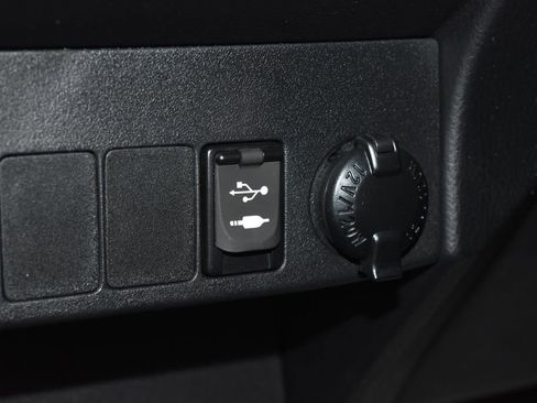 Used 2018 Toyota RAV4 Limited w/ All Weather Liner Package AWD/4WD image 16