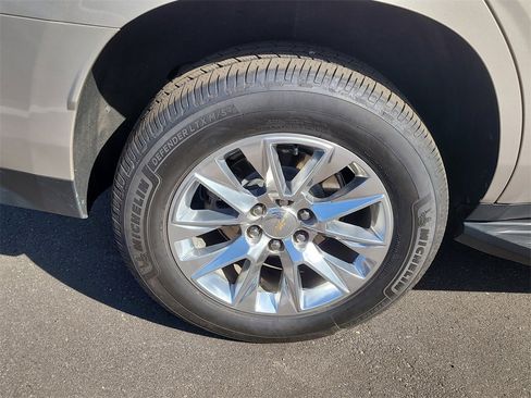 Used 2021 Chevrolet Tahoe Premier image 5