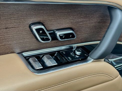 New 2026 Land Rover Range Rover SE AWD/4WD image 24