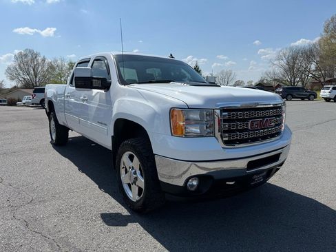 Used 2013 GMC Sierra 2500 SLT w/ SLT Convenience Package image 9