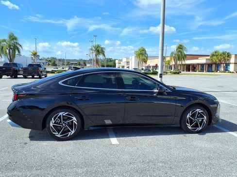 Used 2024 Hyundai Sonata SEL w/ Convenience Package FWD image 8