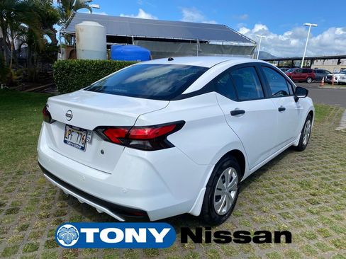 Used 2025 Nissan Versa S w/ Trunk Package FWD image 25