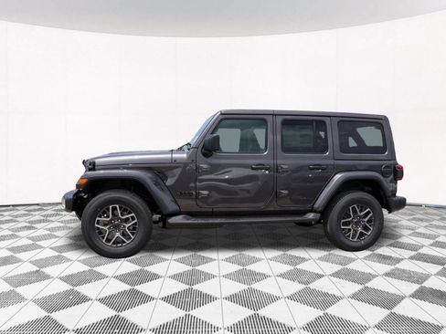New 2026 Jeep Wrangler Unlimited Sahara AWD/4WD image 8
