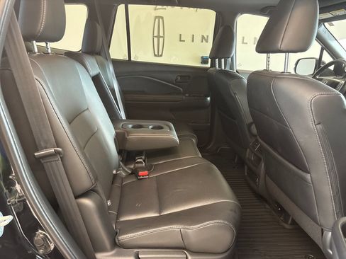 Certified 2023 Honda Passport EX-L image 9