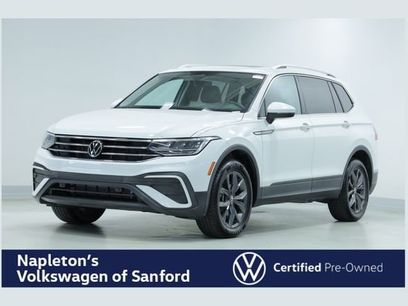 Certified 2022 Volkswagen Tiguan SE w/ Panoramic Sunroof Package