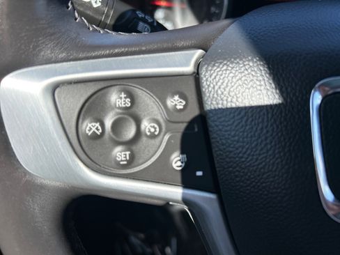 Used 2020 GMC Terrain SLT w/ Preferred Package image 23