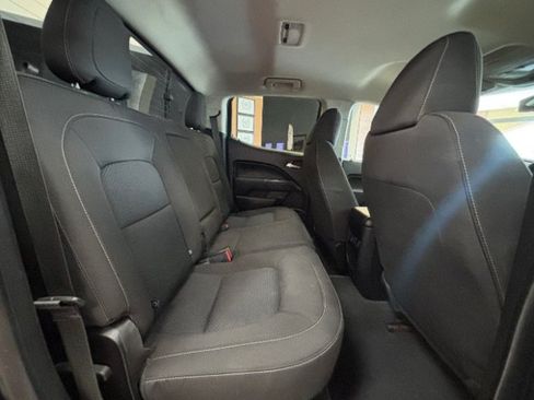 Used 2019 Chevrolet Colorado LT w/ LT Convenience Package AWD/4WD image 12