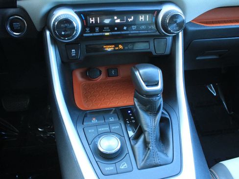 Used 2021 Toyota RAV4 Adventure image 21