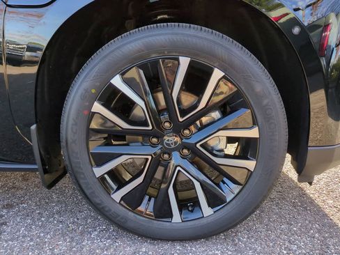 Certified 2026 Toyota bZ image 11