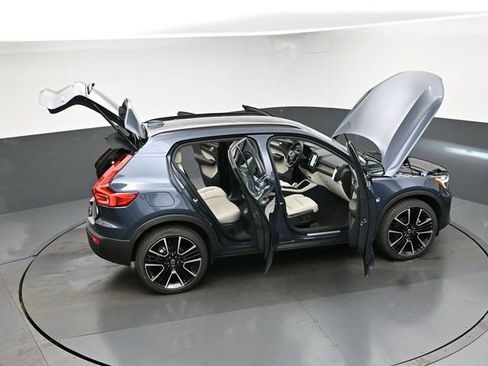 New 2026 Volvo XC40 B5 Ultra w/ Protection Package Premier image 48