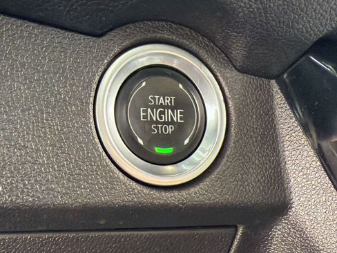 Used 2024 Chevrolet Traverse LS FWD image 26