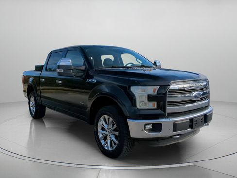 Used 2015 Ford F150 Lariat w/ Equipment Group 502A Luxury image 2