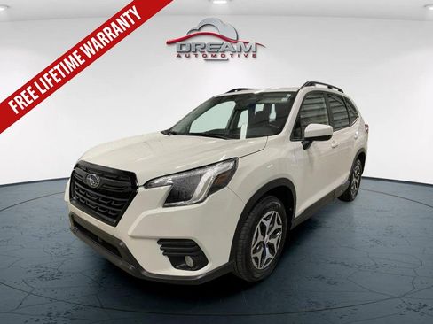 Used 2023 Subaru Forester Premium AWD/4WD image 3