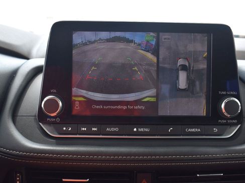 Used 2021 Nissan Rogue SV w/ Premium Package FWD image 39