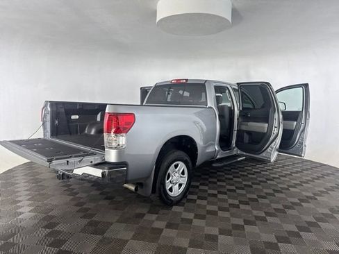 Used 2012 Toyota Tundra 4x4 Double Cab image 16