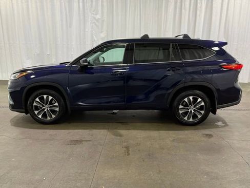 Certified 2020 Toyota Highlander XLE image 7