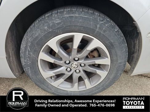 Used 2021 Toyota Prius Limited w/ Premium Convenience Package image 5