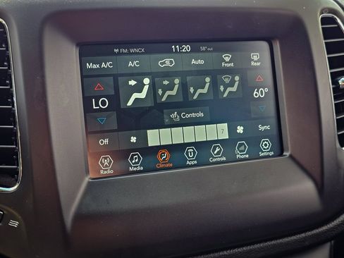 Used 2018 Jeep Compass Latitude w/ Popular Equipment Group AWD/4WD image 22