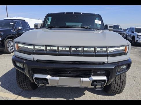 Certified 2025 GMC Hummer EV 2X AWD/4WD image 3