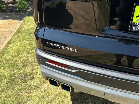 New 2026 Chevrolet Traverse LT w/ Driver Confidence Package image 6