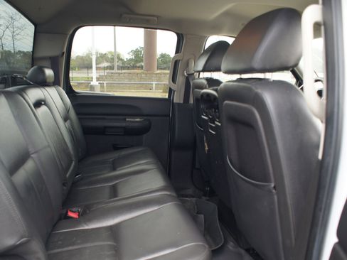 Used 2008 Chevrolet Silverado 1500 LT w/ Power Pack Plus image 12