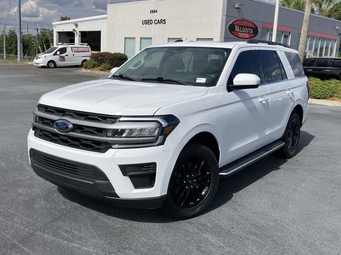 Used 2023 Ford Expedition XLT RWD image 1
