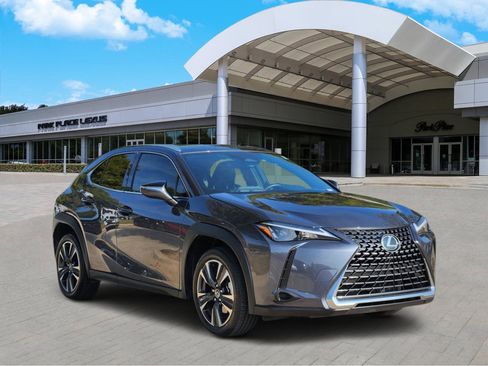 Used 2025 Lexus UX 300h FWD image 2