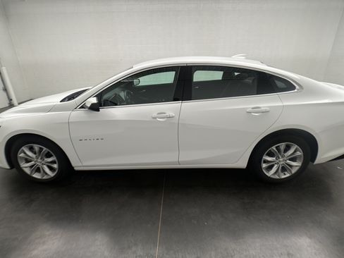 Used 2025 Chevrolet Malibu LT FWD image 5