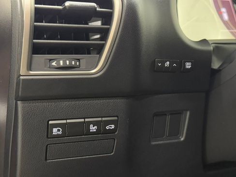 Used 2019 Lexus NX 300 FWD image 21