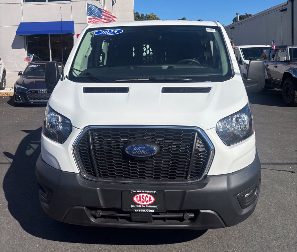 Used 2025 Ford Transit 250 Low Roof w/ Exterior Upgrade Package RWD image 4