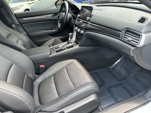 Used 2019 Honda Accord Sport image 13