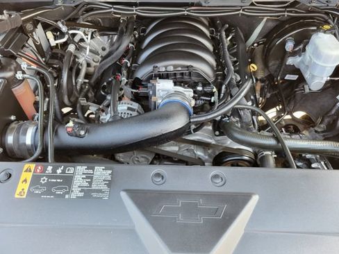 Used 2018 Chevrolet Silverado 1500 LT w/ All Star Edition AWD/4WD image 11