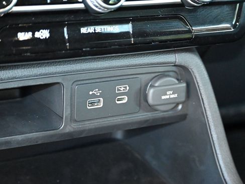 New 2025 Honda Pilot Sport image 32