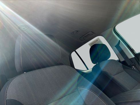 Used 2018 Chevrolet Traverse LT FWD image 28