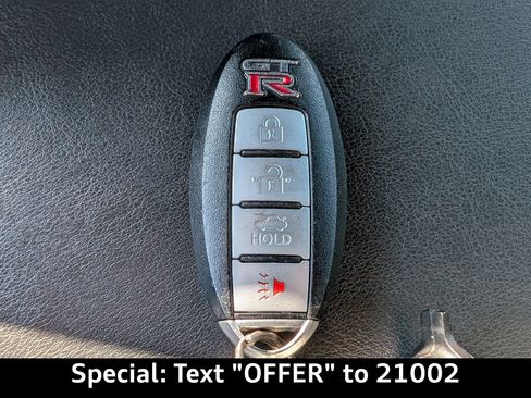 Used 2021 Nissan GT-R Premium image 35