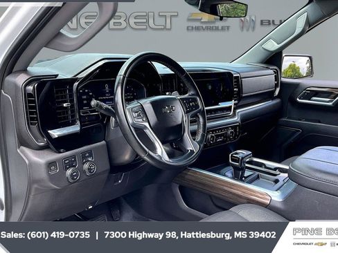 Used 2023 Chevrolet Silverado 1500 LT Trail Boss w/ Protection Package AWD/4WD image 13