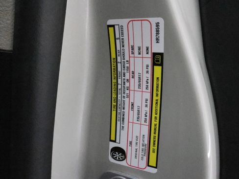 Used 2017 Chrysler Pacifica Touring-L w/ 13 Speaker Alpine Sound Group image 51