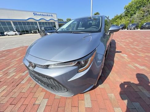 Used 2022 Toyota Corolla LE FWD image 25