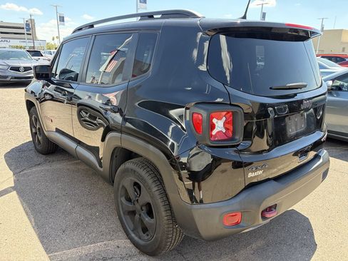 Used 2020 Jeep Renegade Trailhawk w/ Cold Weather Group AWD/4WD image 12