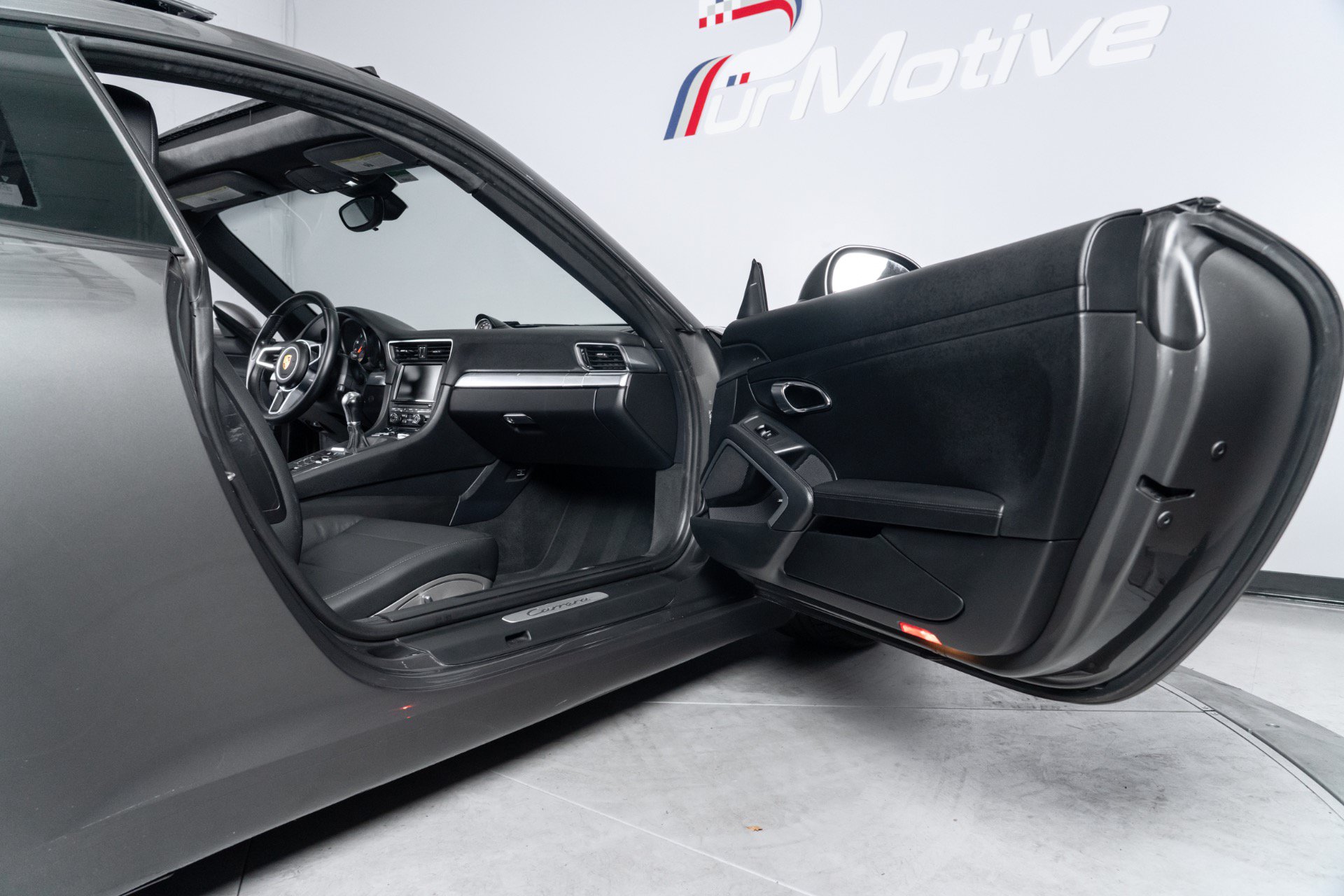 Used 2012 Porsche 911 Carrera RWD image 21