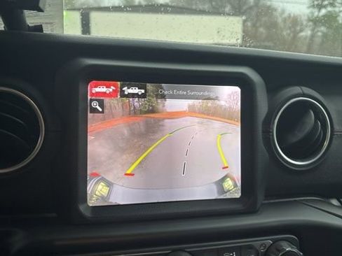 Used 2020 Jeep Gladiator Rubicon image 17