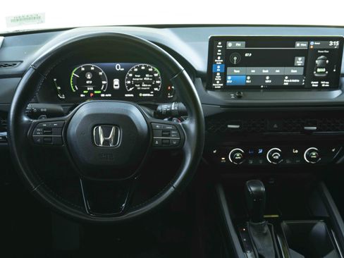 Used 2025 Honda Accord EX-L image 19