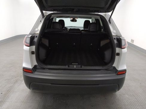 Used 2023 Jeep Cherokee Altitude Lux image 29