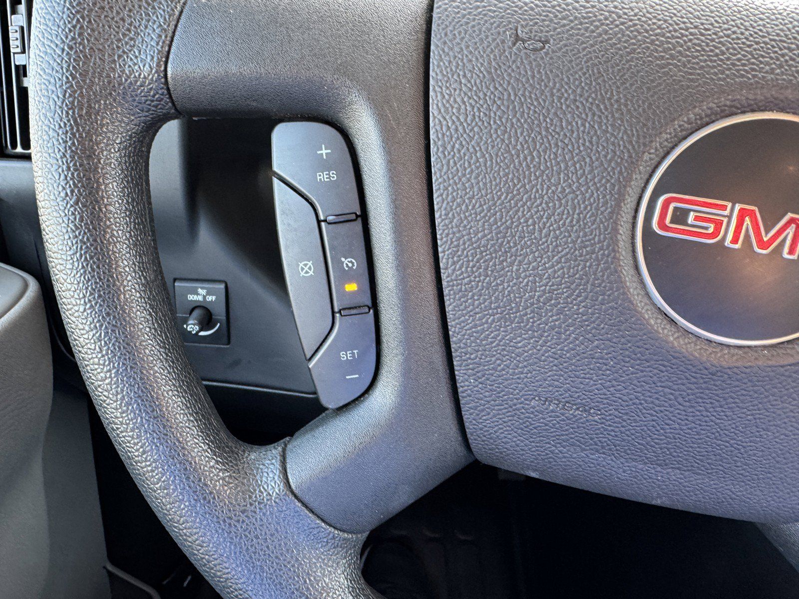 Used 2025 GMC Savana 2500 w/ Driver Convenience Package RWD image 22