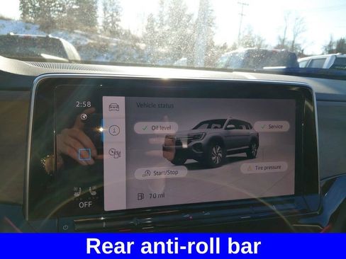 Used 2025 Volkswagen Atlas SE image 18