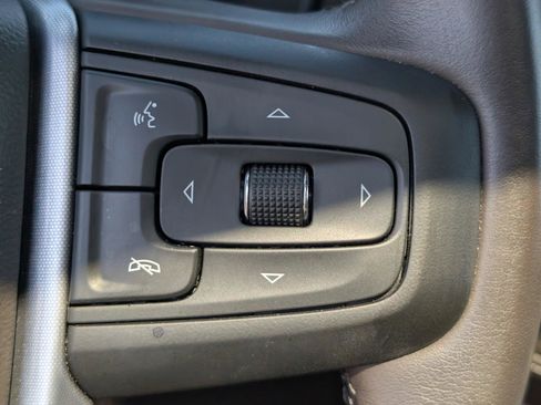 Used 2023 GMC Yukon SLT RWD image 21
