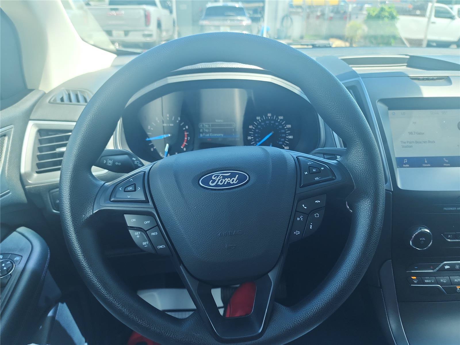 Certified 2020 Ford Edge SE FWD image 29