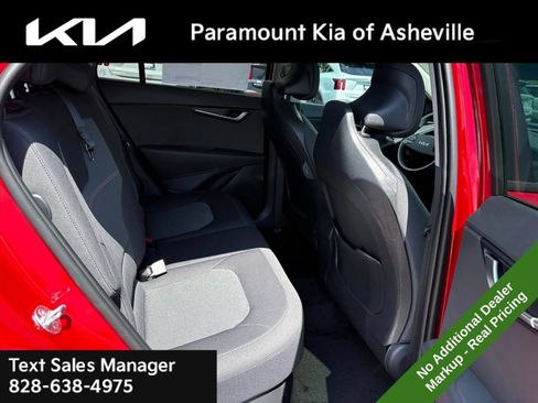 New 2026 Kia Niro LX FWD image 19